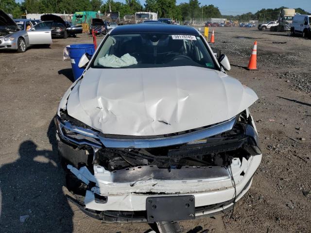 3VW7M7BU6RM033894 - 2024 VOLKSWAGEN JETTA SE WHITE photo 5