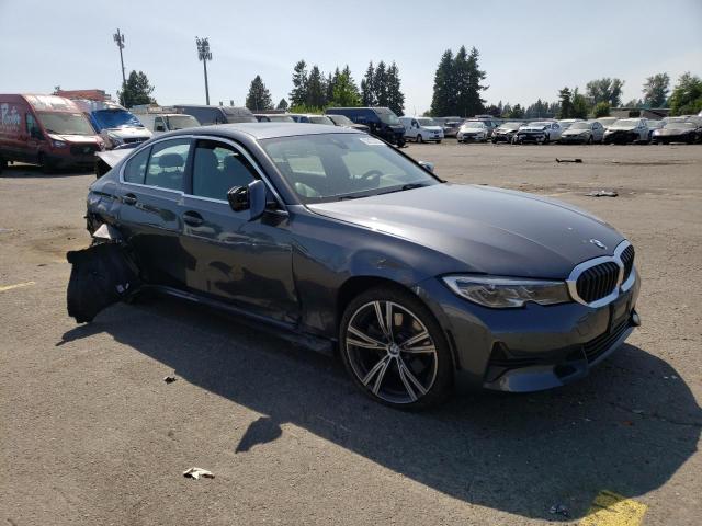 3MW5R7J08M8B82624 - 2021 BMW 330XI GRAY photo 4