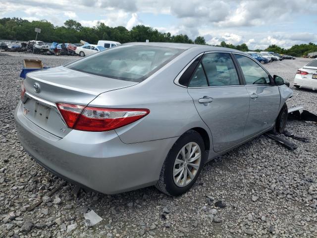 4T1BF1FK6HU341828 - 2017 TOYOTA CAMRY LE SILVER photo 3