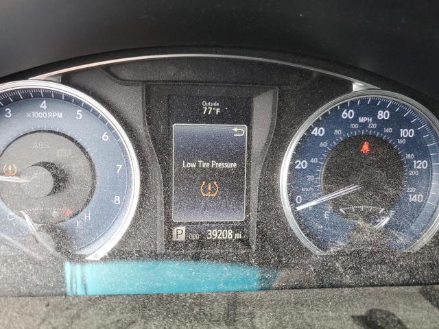 4T1BF1FK6HU341828 - 2017 TOYOTA CAMRY LE SILVER photo 9