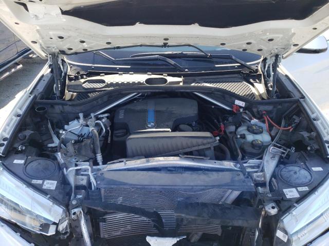 5UXKT0C54J0W03847 - 2018 BMW X5 XDR40E WHITE photo 12