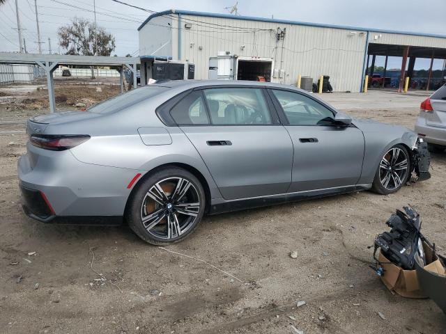 WBA33EH06RCP93657 - 2024 BMW 740 XI GRAY photo 3