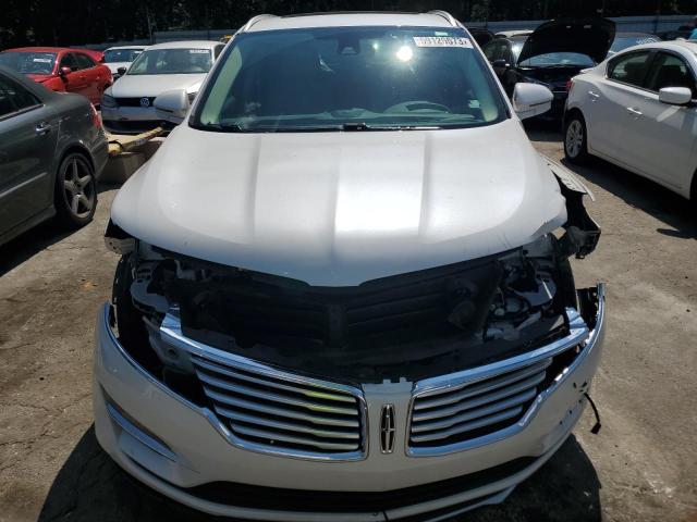5LMCJ3C97HUL62992 - 2017 LINCOLN MKC RESERVE WHITE photo 5