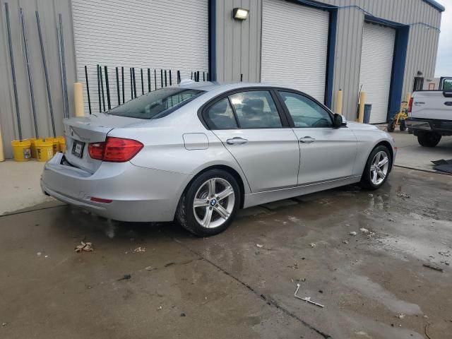 WBA3C3G5XFNT53779 - 2015 BMW 320 I XDRIVE SILVER photo 3