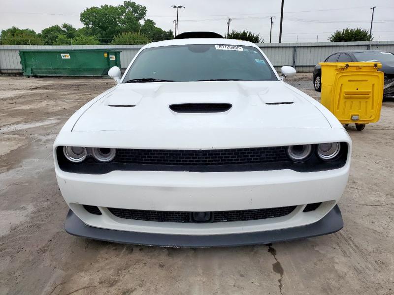 2C3CDZFJ2NH171989 - 2022 DODGE CHALLENGER R/T SCAT PACK WHITE photo 5