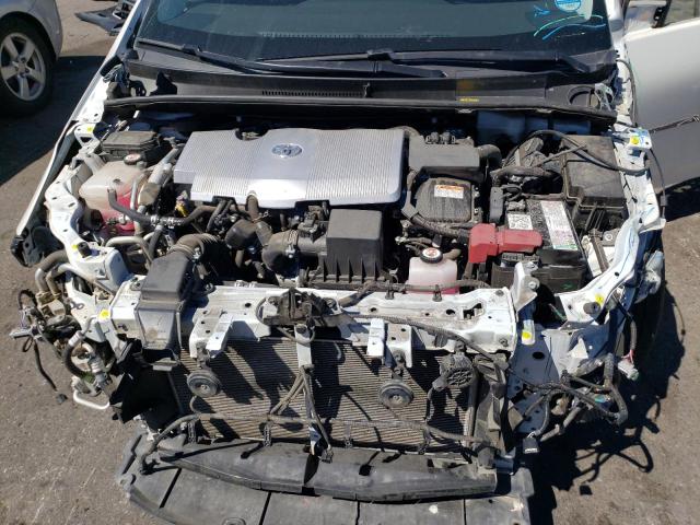 JTDKARFP8H3051920 - 2017 TOYOTA PRIUS PRIM 白色 照片 11