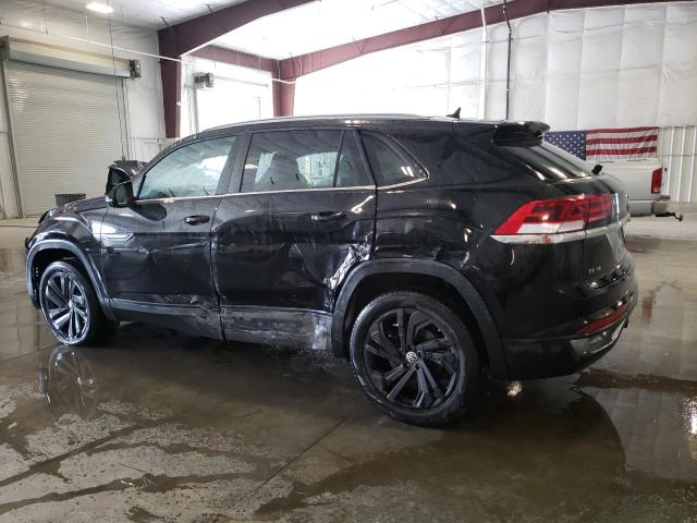 1V21E2CA4LC215680 - 2020 VOLKSWAGEN ATLAS CROS SE შავი ფოტო 2