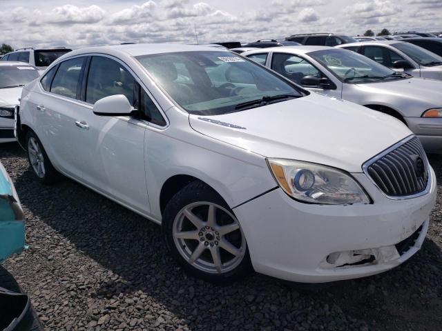 1G4PS5SK4E4184262 - 2014 BUICK VERANO WHITE photo 4