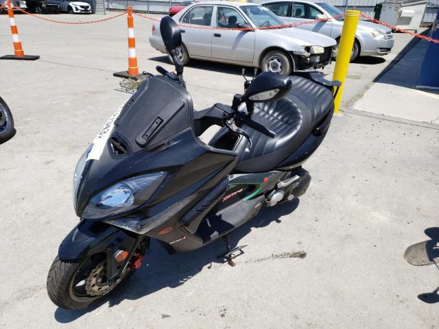 RFBT7S383DB950209 - 2013 KYMCO USA INC XCITING 500I BLACK photo 2