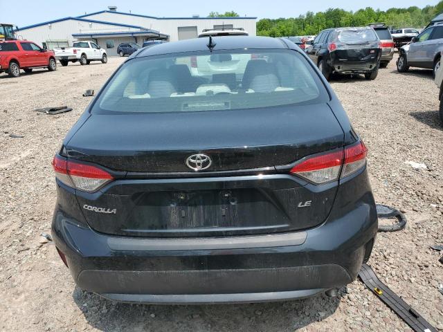 5YFEPRAE9LP012237 - 2020 TOYOTA COROLLA LE შავი ფოტო 6
