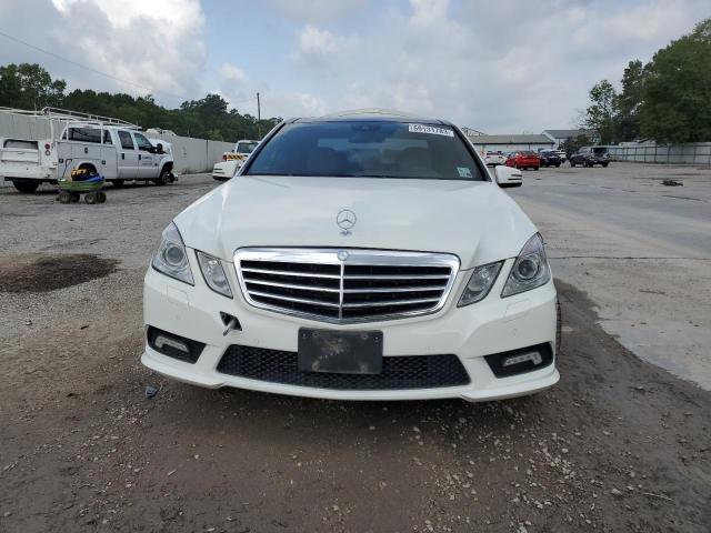 WDDHF9AB7BA440483 - 2011 MERCEDES-BENZ E 550 4MATIC WHITE photo 5