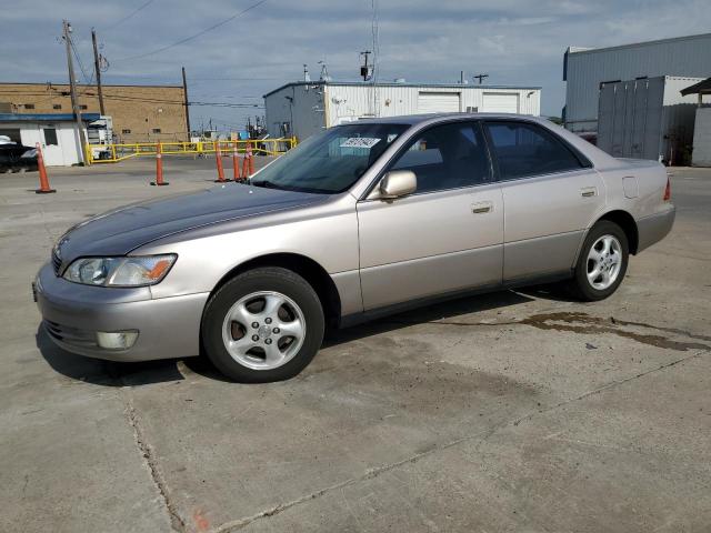 JT8BF22G1V0011351 - 1997 LEXUS ES 300 SILVER photo 1