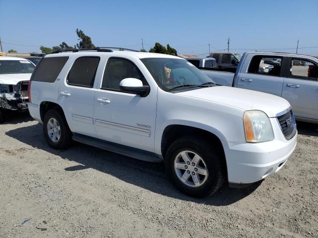 1GKS2CE07BR372810 - 2011 GMC YUKON SLT WHITE photo 4