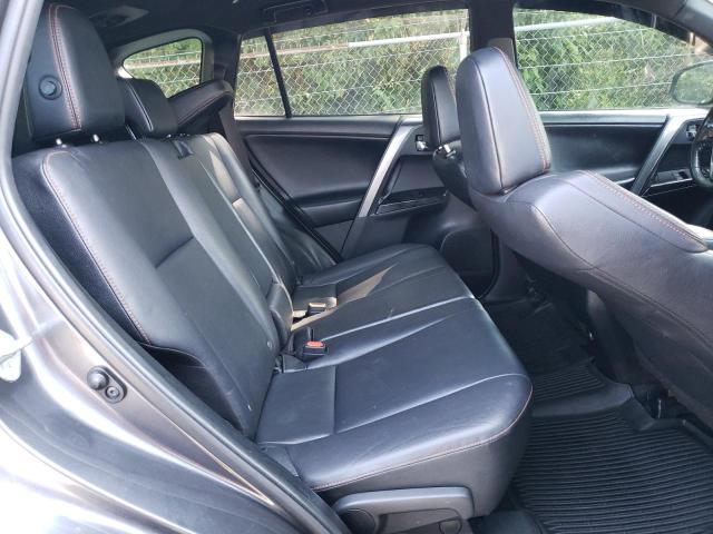 JTMJFREV3JJ201592 - 2018 TOYOTA RAV4 SE GRAY photo 11