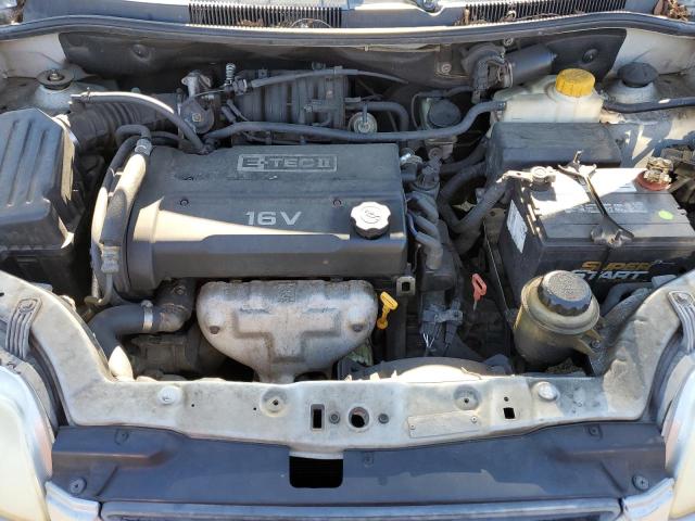 KL1TD52625B474745 - 2005 CHEVROLET AVEO BASE SILVER photo 11