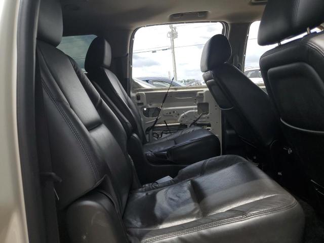 1GYS4HEF4CR262283 - 2012 CADILLAC ESCALADE ESV LUXURY WHITE photo 11