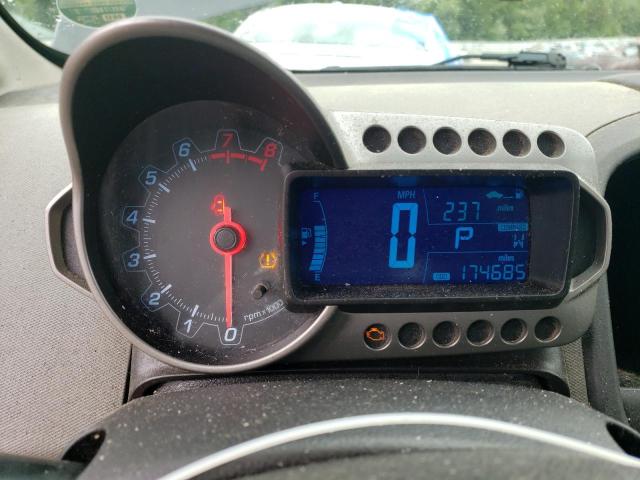 1G1JA5SG6D4208044 - 2013 CHEVROLET SONIC LS 黑色 照片 9