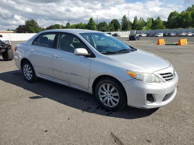 2T1BU4EE9DC999075 - 2013 TOYOTA COROLLA BASE ვერცხლისფერი ფოტო 4