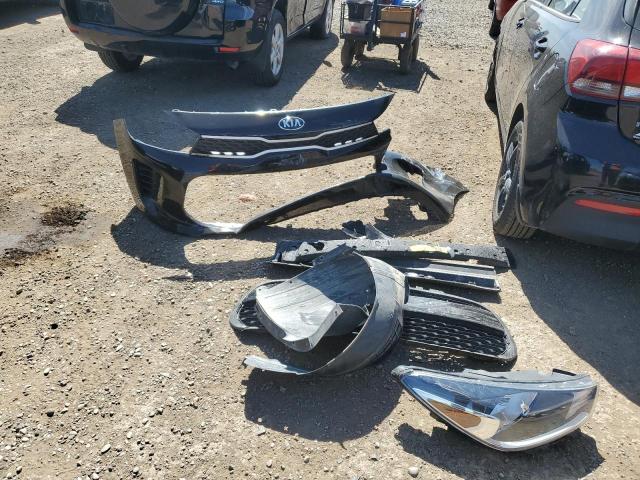 3KPA25AB6JE151834 - 2018 KIA RIO LX BLACK photo 12