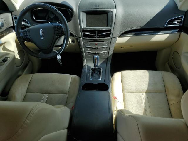 2LMHJ5AT9FBL02531 - 2015 LINCOLN MKT WHITE photo 8