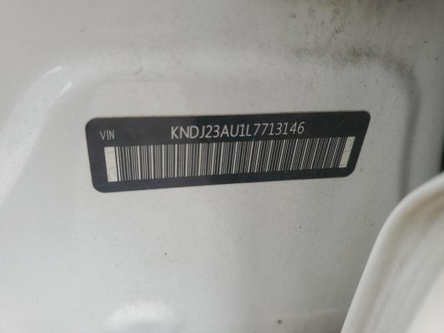 KNDJ23AU1L7713146 - 2020 KIA SOUL LX WHITE photo 12