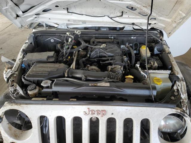 1C4AJWAG5DL677940 - 2013 JEEP WRANGLER SPORT WHITE photo 11
