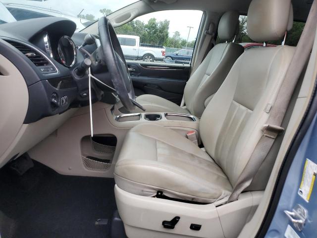 2C4RC1CG6CR376726 - 2012 CHRYSLER TOWN & COU TOURING L BLUE photo 7