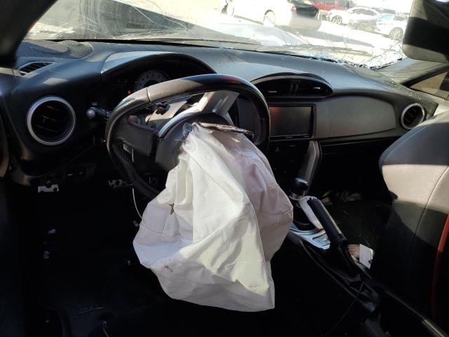 JF1ZNAA19G8707217 - 2016 TOYOTA SCION FR-S ვერცხლისფერი ფოტო 8