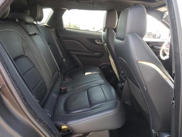 SADCL2GX0KA396306 - 2019 JAGUAR F-PACE R - SPORT WHITE photo 11