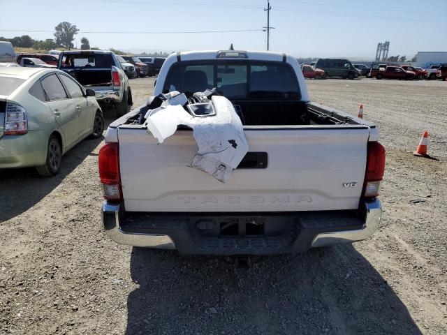 3TMAZ5CN8GM002598 - 2016 TOYOTA TACOMA DOUBLE CAB WHITE photo 6