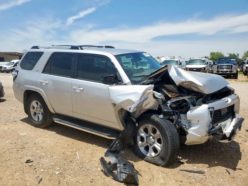 JTEEU5JRXN5261467 - 2022 TOYOTA 4RUNNER SR5 SILVER photo 4