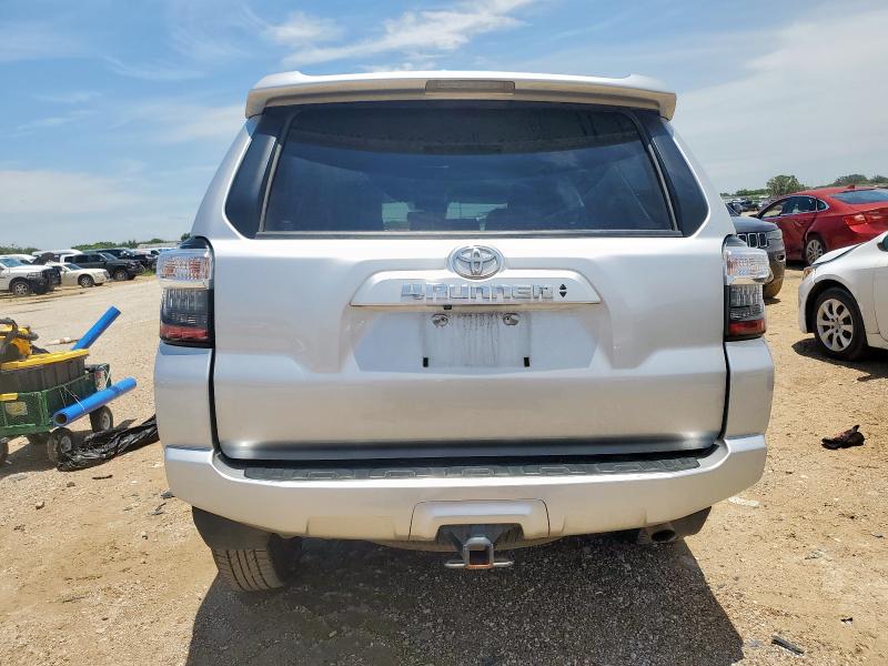 JTEEU5JRXN5261467 - 2022 TOYOTA 4RUNNER SR5 SILVER photo 6