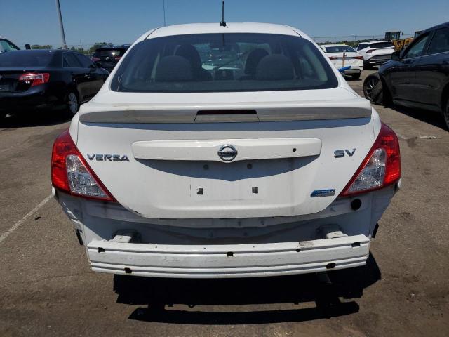 3N1CN7AP8GL889066 - 2016 NISSAN VERSA S WHITE photo 6