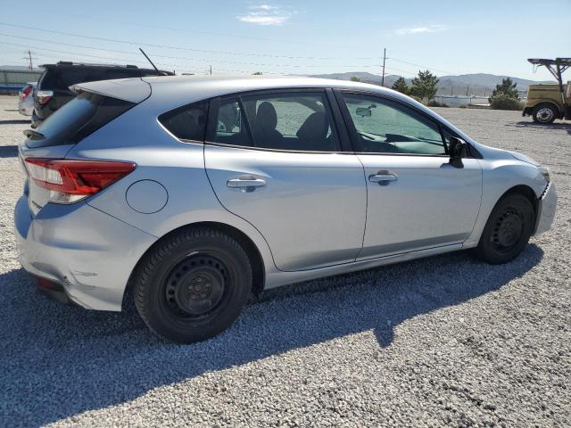 4S3GTAA63K3718786 - 2019 SUBARU IMPREZA SILVER photo 3