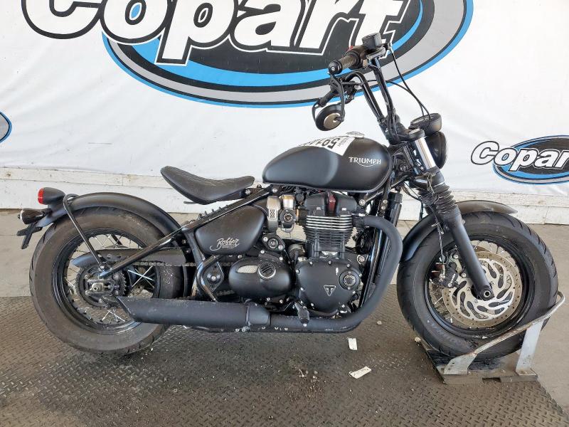 2018 TRIUMPH MOTORCYCLE BONNEVILLE BOBBER BLACK, null