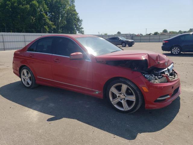 WDDGF5EB4BA455697 - 2011 MERCEDES-BENZ C 300 RED photo 4