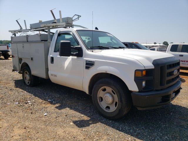 1FTWF30588EA27046 - 2008 FORD F350 SRW SUPER DUTY WHITE photo 4