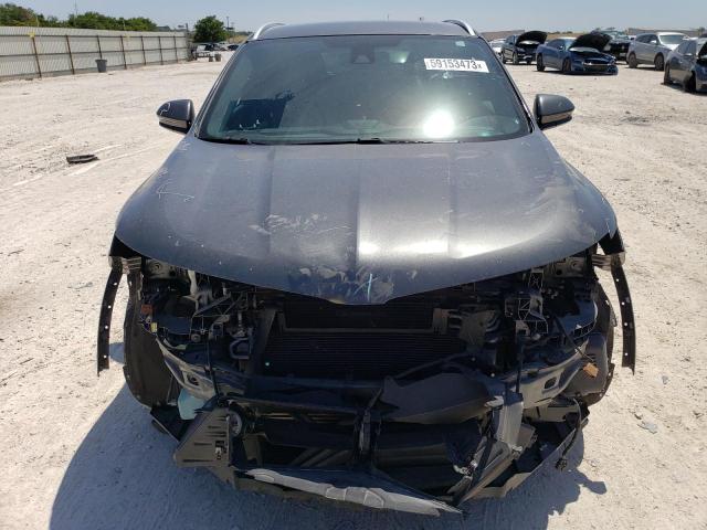 5LMCJ3C90HUL12144 - 2017 LINCOLN MKC RESERVE GRAY photo 5