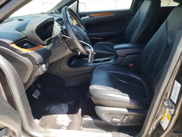 5LMCJ3C90HUL12144 - 2017 LINCOLN MKC RESERVE GRAY photo 7