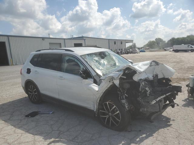 3VV2B7AX6MM120929 - 2021 VOLKSWAGEN TIGUAN SE Ақ фото 4