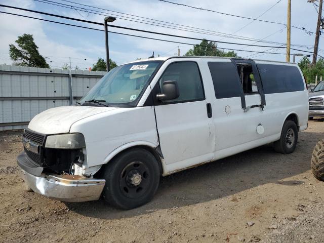 1GAZG1FG6B1145868 - 2011 CHEVROLET EXPRESS G3 LT WHITE photo 1