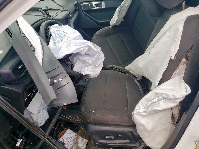 1FM5K8AW4MNA19916 - 2021 FORD EXPLORER POLICE INTERCEPTOR Սպիտակ լուսանկար 7