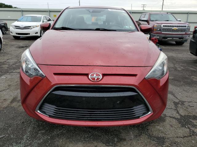 3MYDLBZV7GY109253 - 2016 TOYOTA SCION IA RED photo 5