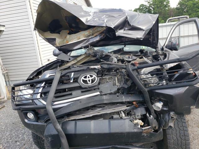 5TFSZ5AN8HX069625 - 2017 TOYOTA TACOMA ACCESS CAB ნაცრისფერი ფოტო 11