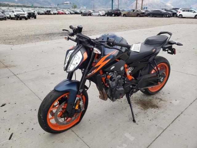 VBKTU9405NM840113 - 2022 KTM 890 DUKE R TWO TONE photo 2