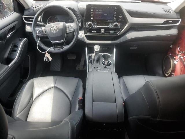 5TDGZRBH5LS005059 - 2020 TOYOTA HIGHLANDER XLE RED photo 8