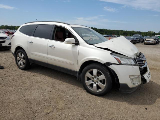 1GNKVJKD3FJ241416 - 2015 CHEVROLET TRAVERSE LTZ WHITE photo 4