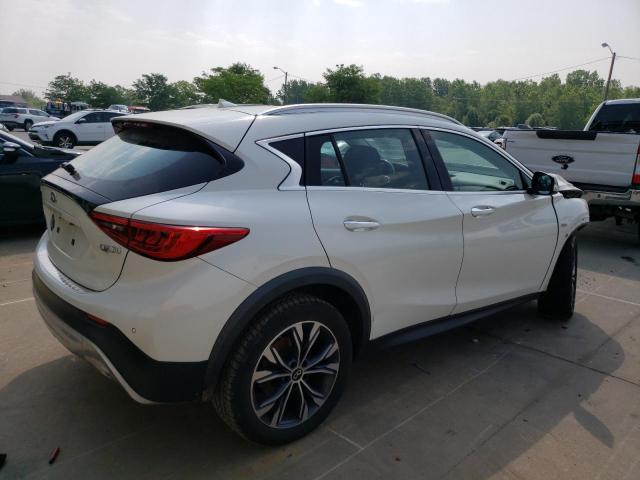 SJKCH5CR9HA038939 - 2017 INFINITI QX30 BASE თეთრი ფოტო 3