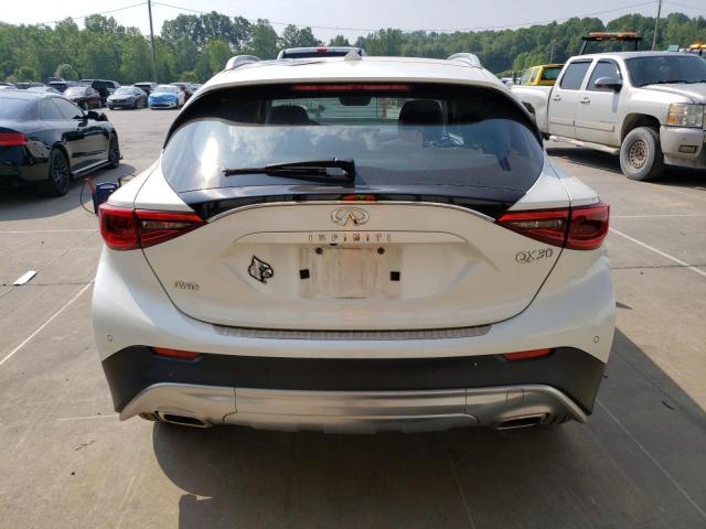 SJKCH5CR9HA038939 - 2017 INFINITI QX30 BASE თეთრი ფოტო 6