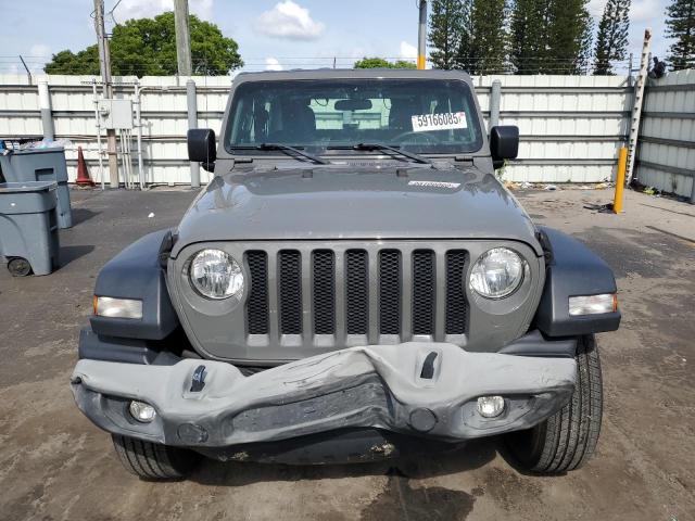 1C4GJXAN2JW266648 - 2018 JEEP WRANGLER SPORT GRAY photo 5